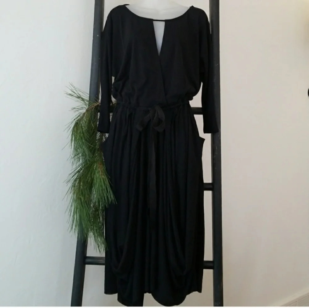 ||FREE PEOPLE|| Black, cotton knit midi dress.